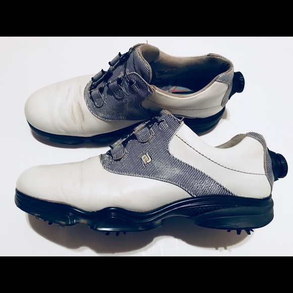 womens golf sandals size 10